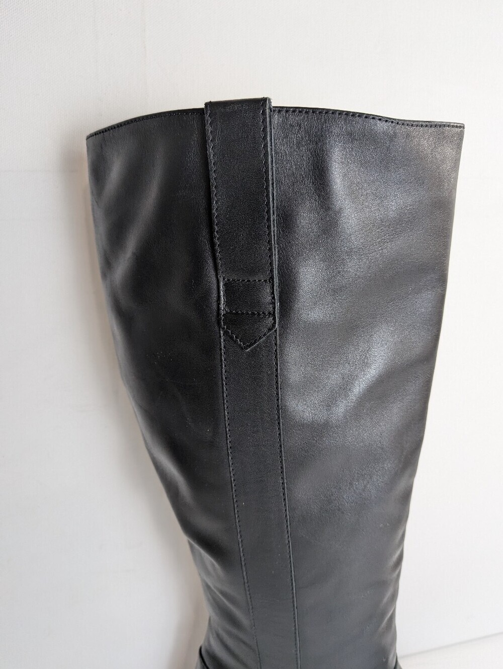 Coach and Four Black Leather Women's Boots Sz 8.5 Block Heel Knee Length Italy - Picture 3 of 16